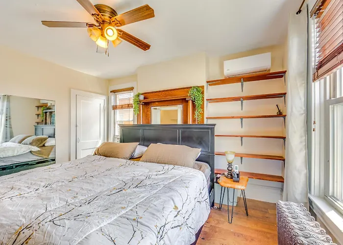 Dog-friendly Home, 3 Mi To Downtown! Pittsburgh