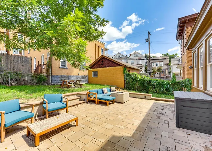 Dog-friendly Home, 3 Mi To Downtown! Ferienhaus *